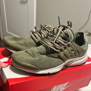 Nike Olive Green Sneakers with Breathable Fabric and Low-Top Design